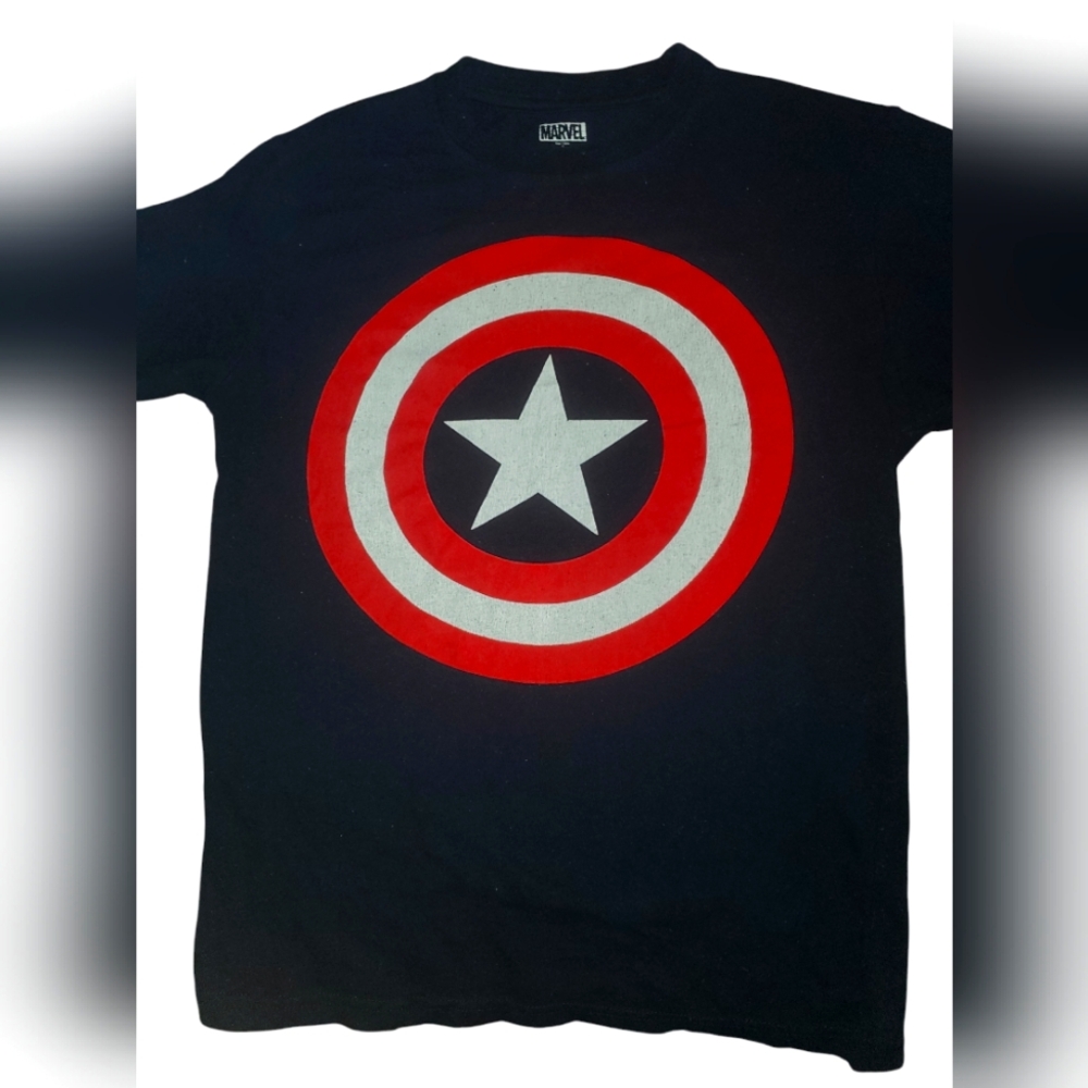 Marvel Captain America t-shirt small